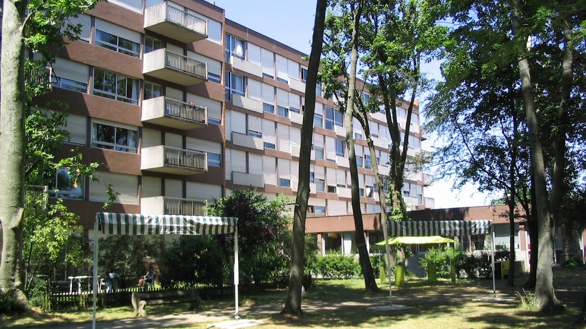 Photo de EHPAD Le Vieux Colombier, EHPAD à VILLIERS SUR MARNE