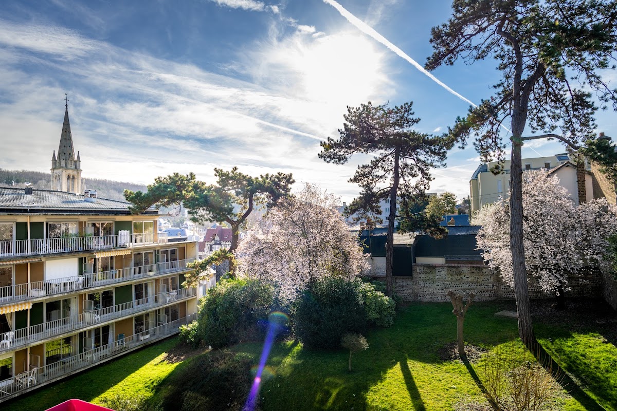 Photo de EHPAD La Roseraie, EHPAD à STE ADRESSE