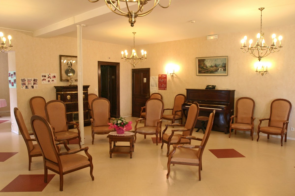 EHPAD Le château de Villeniard - Photo 3 sur 5 - Chambres et hébergement