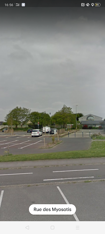 EHPAD de Kerallan - Photo 2 sur 2 - Intérieur et espaces communs