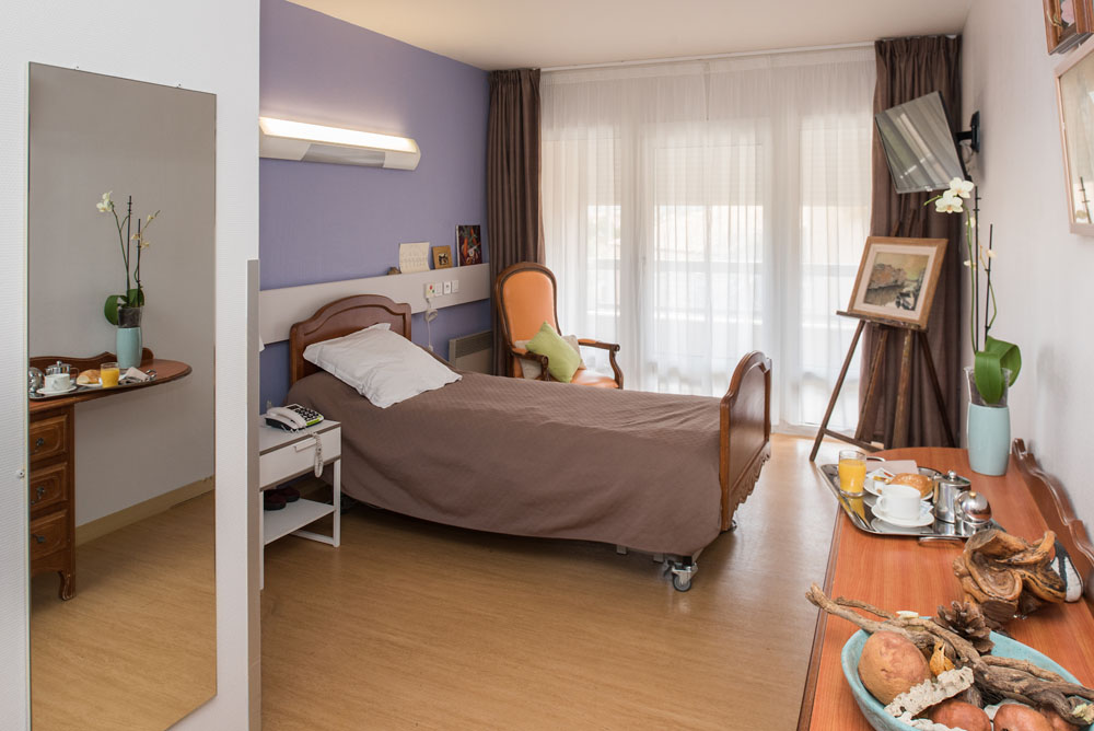 EHPAD Korian La Loubière - Photo 2 sur 5 - Intérieur et espaces communs