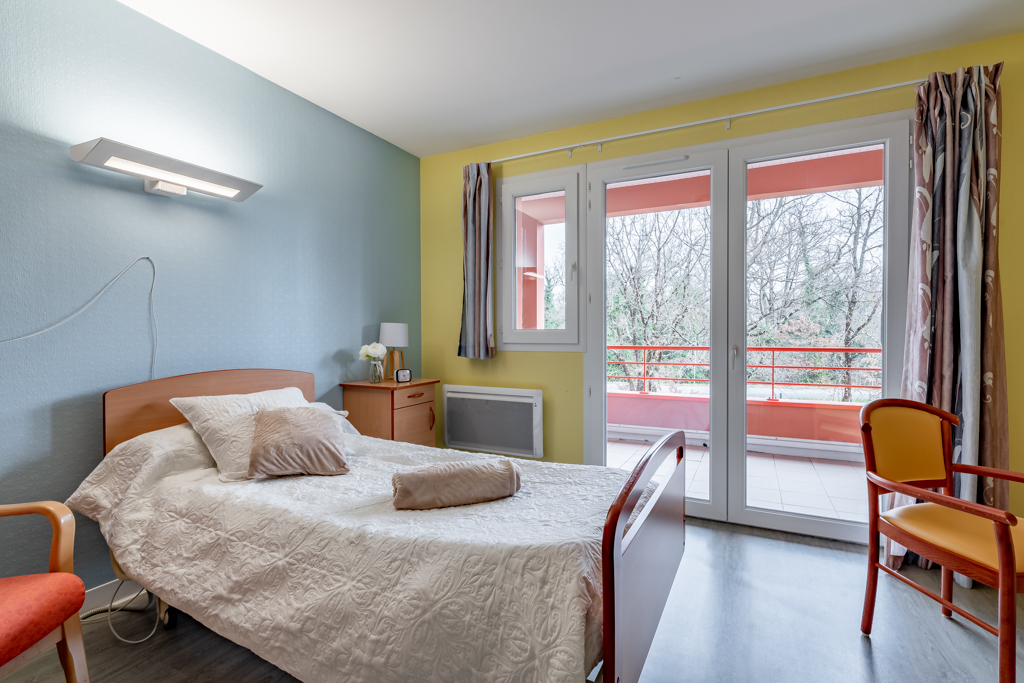 EHPAD Les Alins du Maréchal - Photo 2 sur 5 - Intérieur et espaces communs