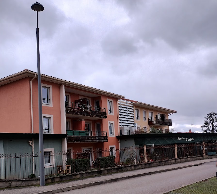 Photo de Résidence Les Pins, Résidence autonomie à LENTILLY