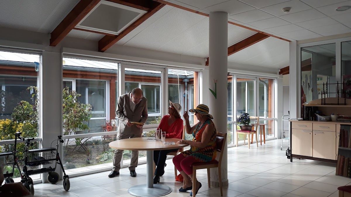 Photo de EHPAD Sainte-Marthe, EHPAD à FONTAINE LES GRES