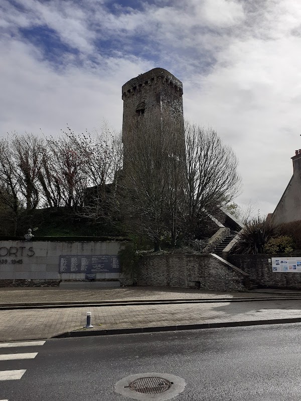EHPAD Le Donjon - Photo 2 sur 4 - Intérieur et espaces communs