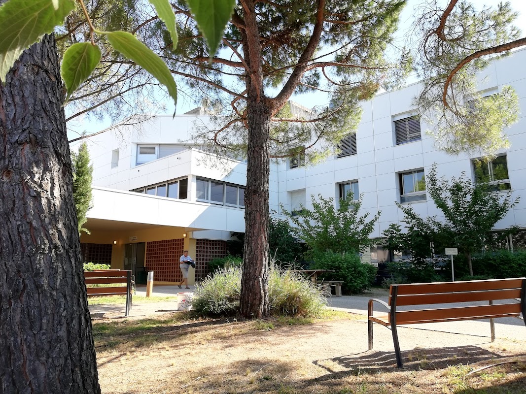 Soins Longue Durée (SLD) - Centre hospitalier du Pays d'Apt - Photo 2 sur 5 - Intérieur et espaces communs