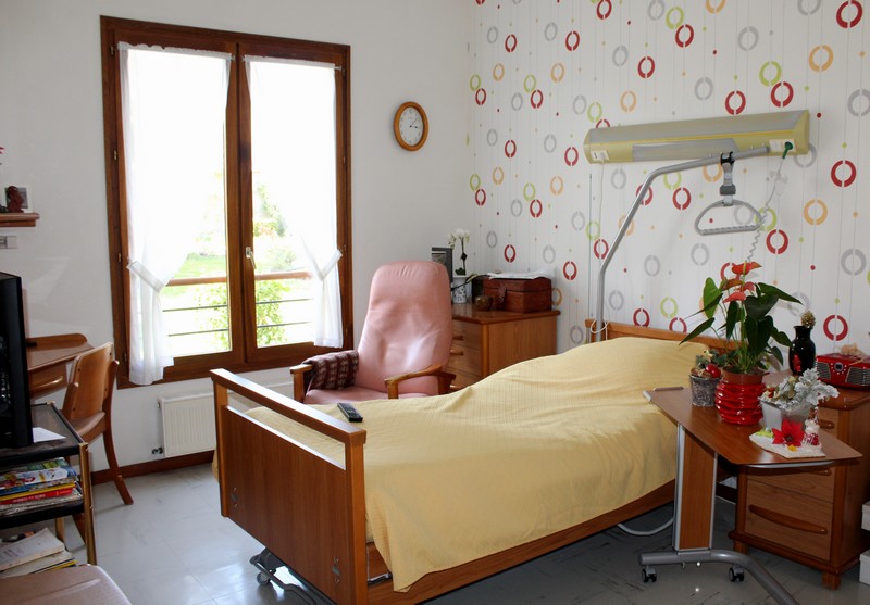 EHPAD Bon Repos - Photo 3 sur 5 - Chambres et hébergement