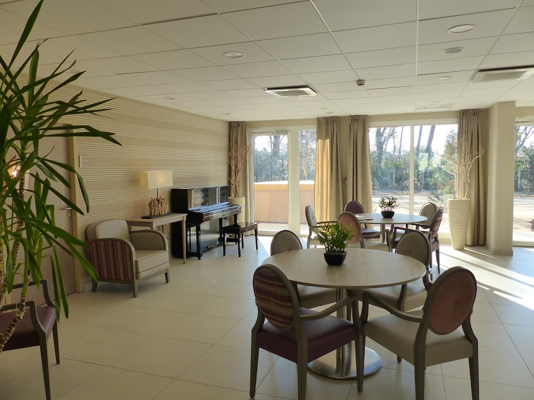 EHPAD L'Oasis - Photo 2 sur 2 - Intérieur et espaces communs