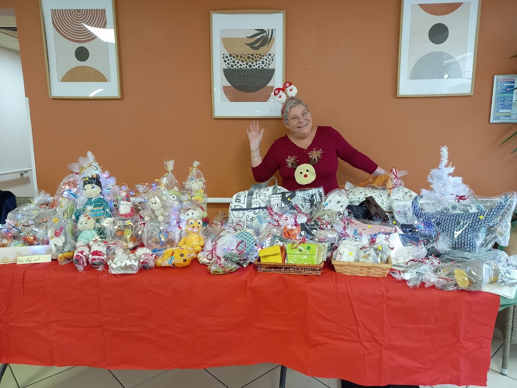 EHPAD Korian La Pompignane - Photo 2 sur 4 - Intérieur et espaces communs