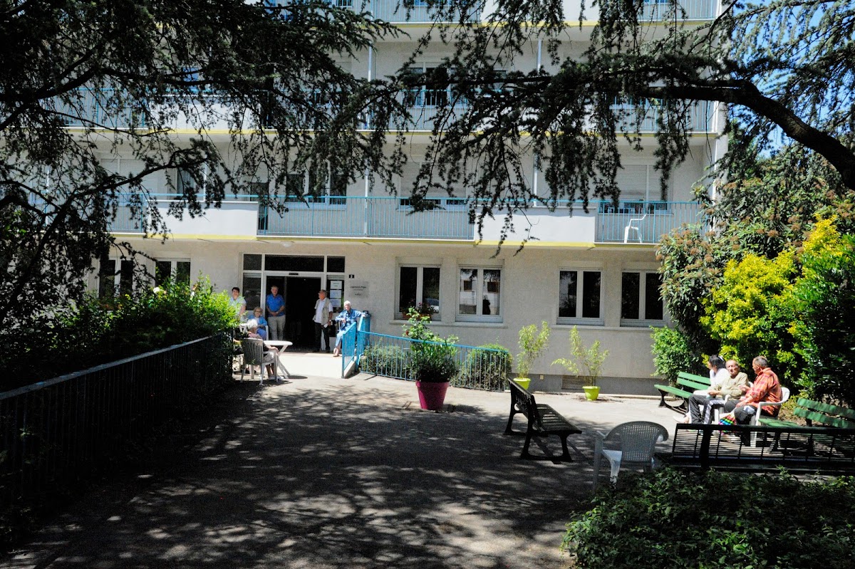 Résidence autonomie Les Cèdres - Photo 2 sur 5 - Intérieur et espaces communs