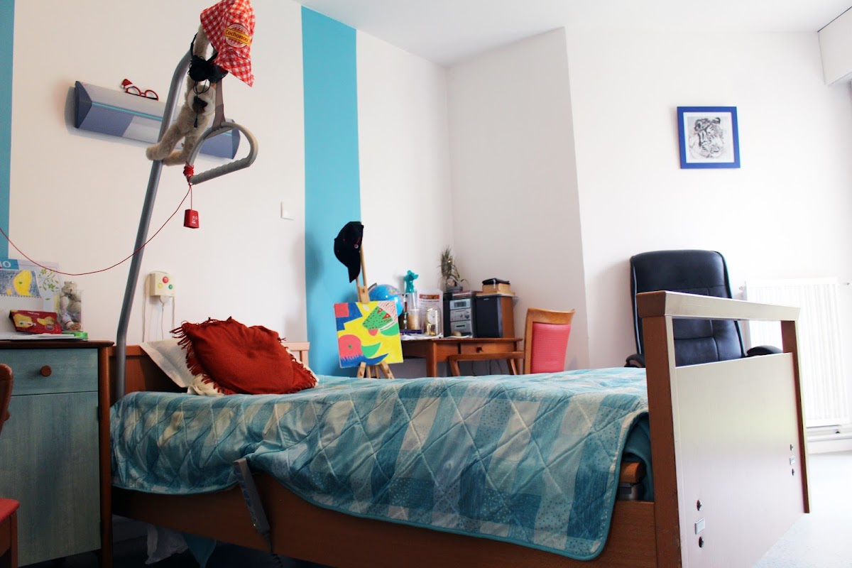 EHPAD Le parc fleuri - Photo 3 sur 5 - Chambres et hébergement