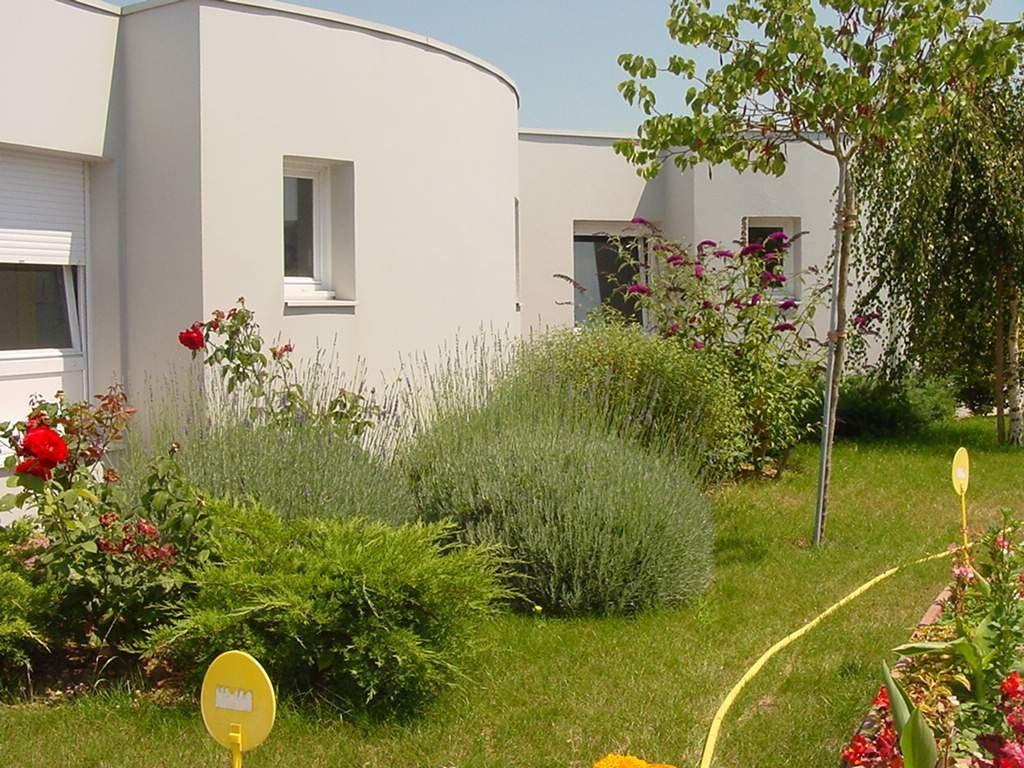 EHPAD Les Charmes de Fleury - Photo 5 sur 5 - Environnement et extérieurs