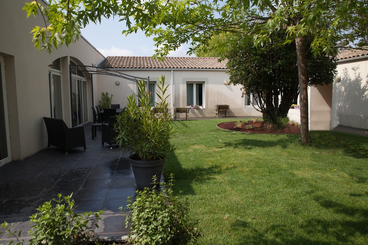 EHPAD Les Jardins d'Iroise - Photo 2 sur 5 - Intérieur et espaces communs