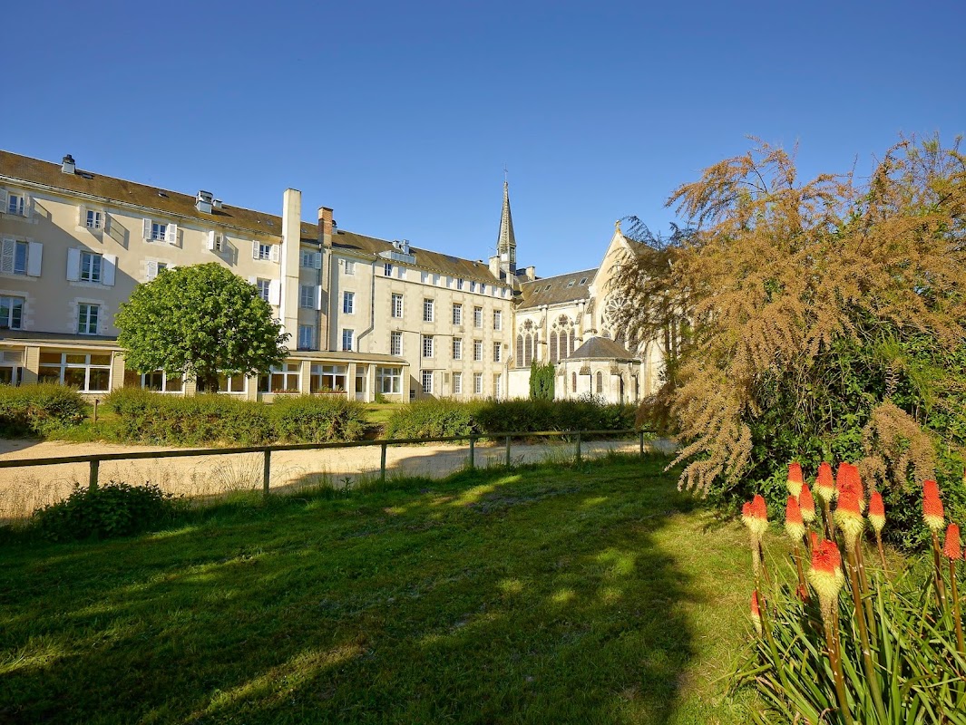 EHPAD Association Larnay Sagesse - Photo 3 sur 5 - Chambres et hébergement