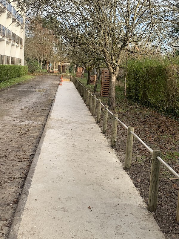 EHPAD Les Jardins de Chagot - Photo 2 sur 3 - Intérieur et espaces communs