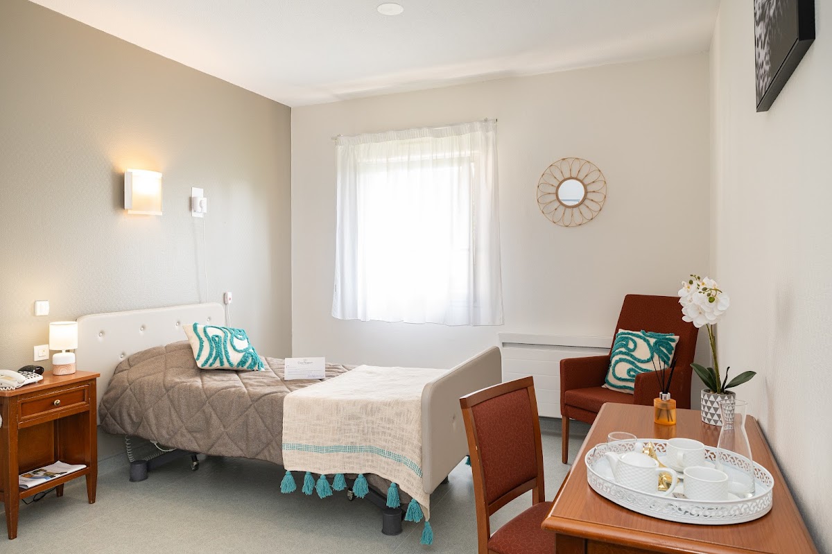 EHPAD Korian La Croix Périgourd - Photo 2 sur 5 - Intérieur et espaces communs