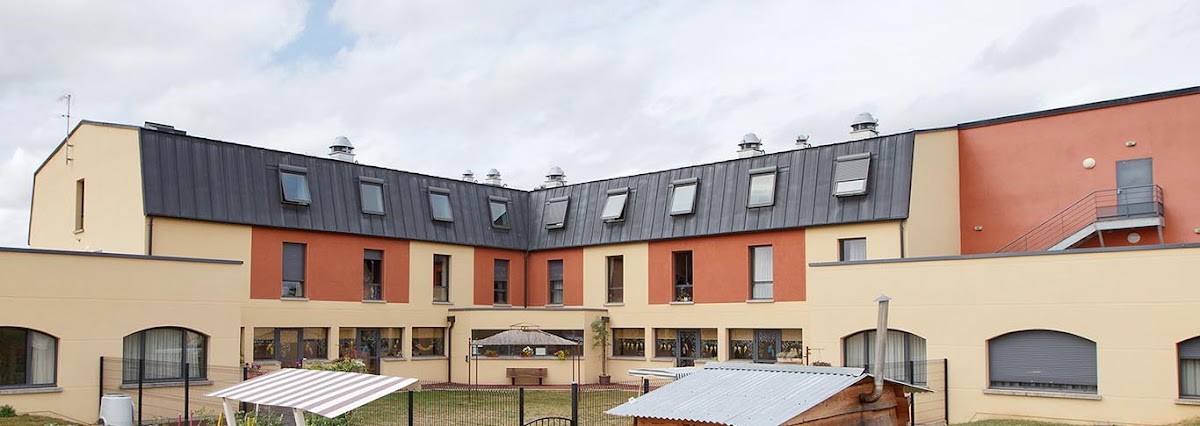 EHPAD Le Parc du Château - Photo 5 sur 5 - Environnement et extérieurs