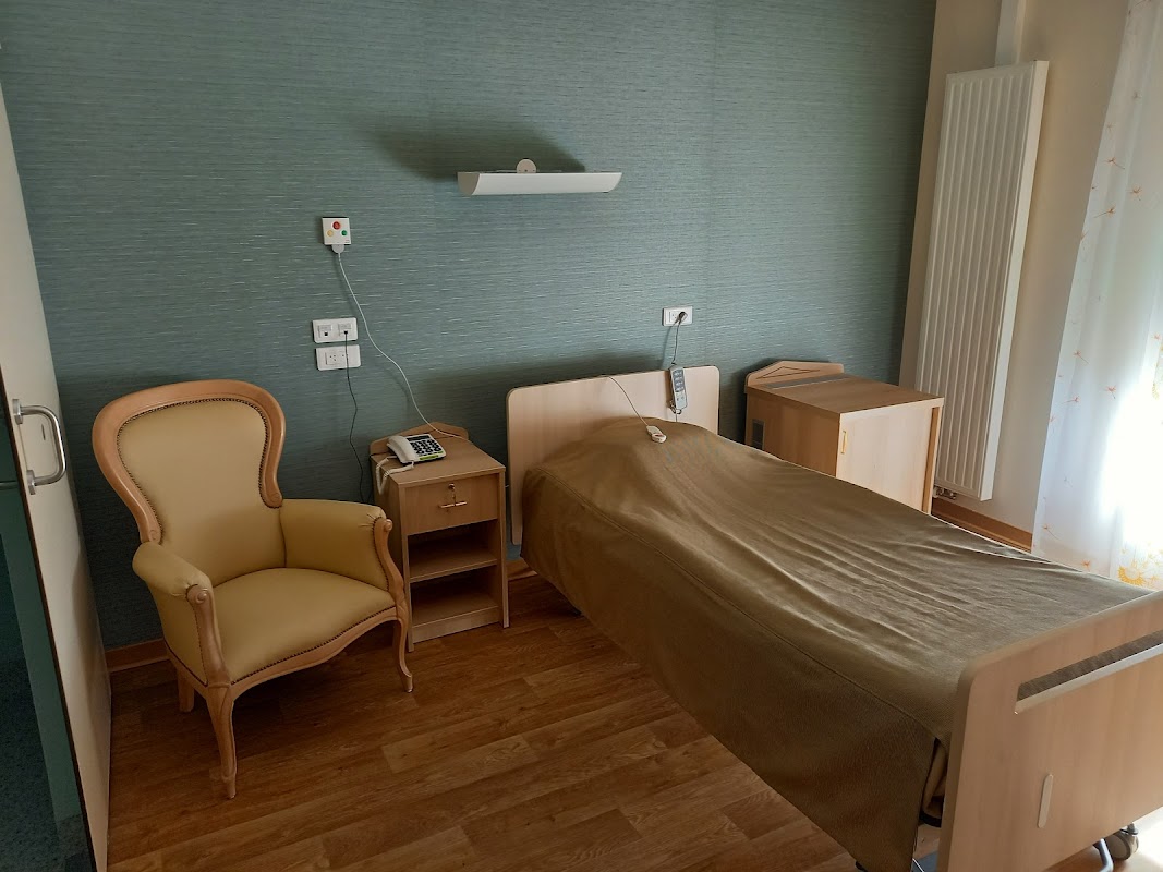 EHPAD Résidence Les Vallières - Photo 2 sur 5 - Intérieur et espaces communs