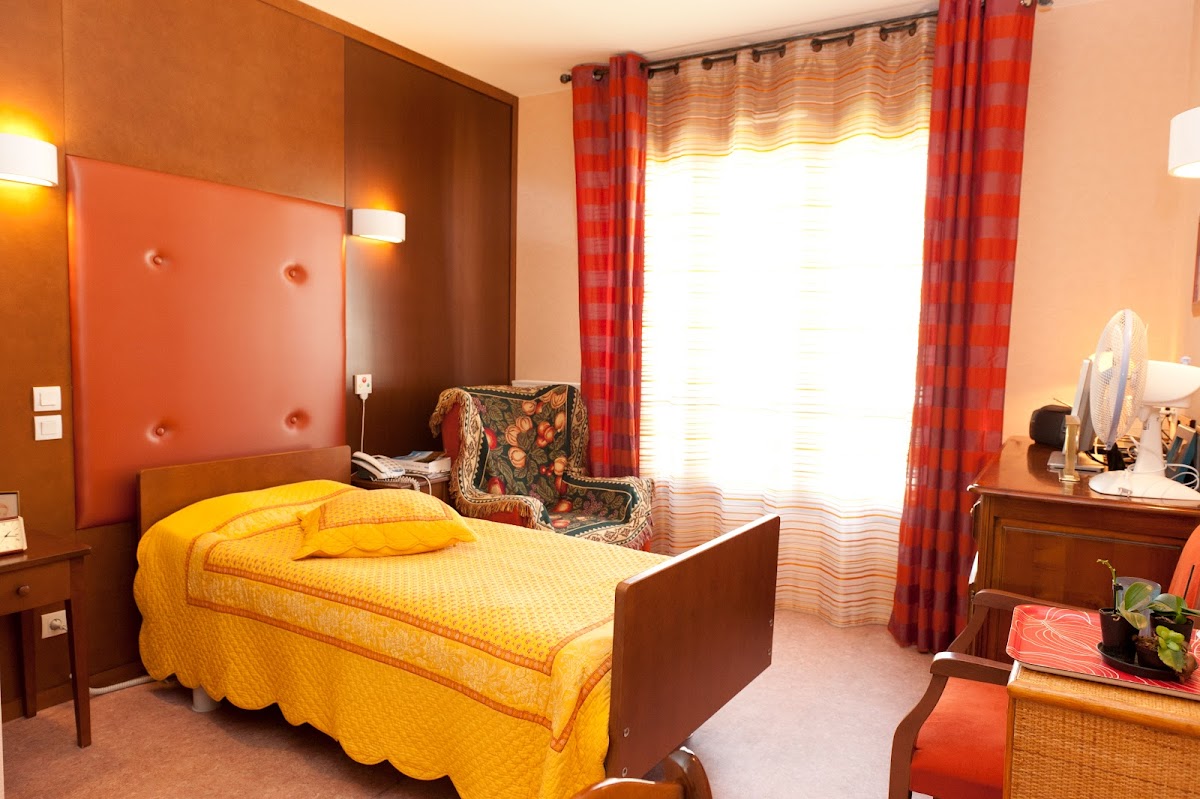 EHPAD Château Dranem - Photo 2 sur 5 - Intérieur et espaces communs