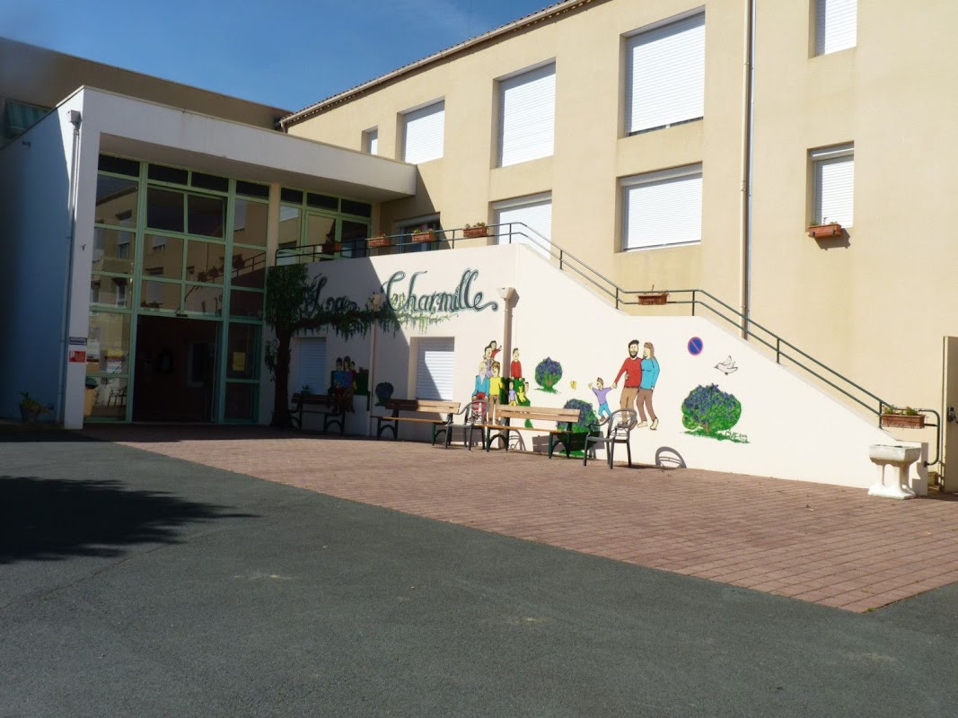 EHPAD La Charmille - Photo 3 sur 5 - Chambres et hébergement