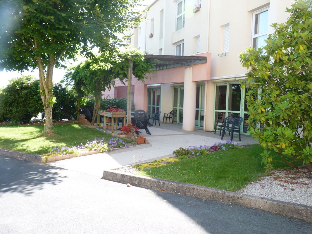 Photo de EHPAD La Charmille, EHPAD à LE BOUPERE