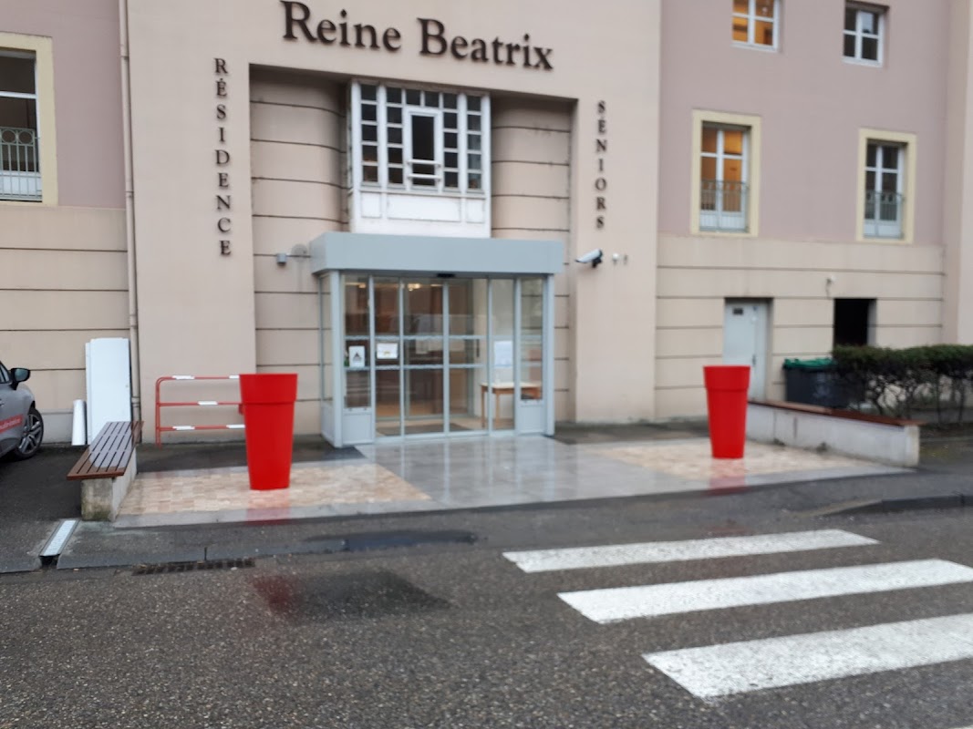 Résidence autonomie Reine-Béatrix - Photo 5 sur 5 - Environnement et extérieurs