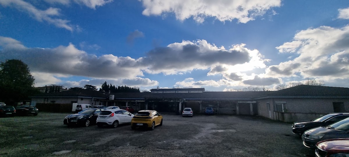 Photo de EHPAD Les Chênes Verts, EHPAD à VILLEBRUMIER