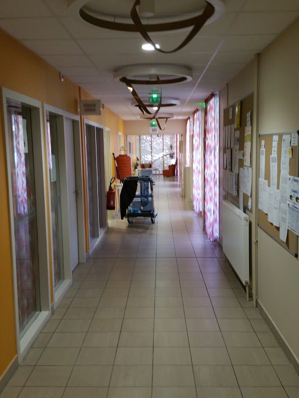 EHPAD MBV - Villa Impressa - Photo 2 sur 4 - Intérieur et espaces communs