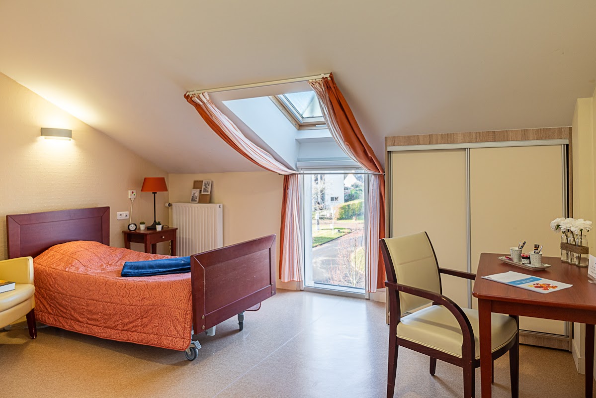 EHPAD Korian Le Petit castel - Photo 2 sur 5 - Intérieur et espaces communs