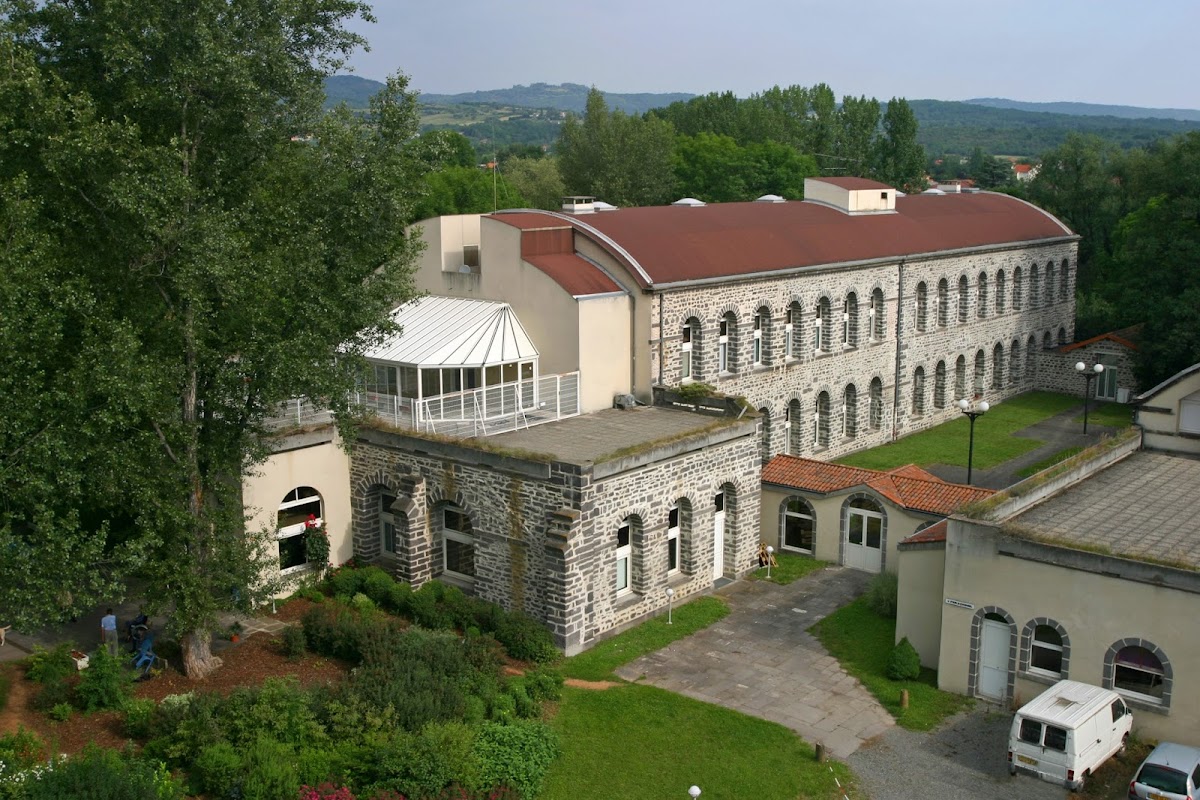 EHPAD Orpea L'Ambène - Photo 2 sur 5 - Intérieur et espaces communs