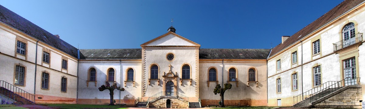 EHPAD du site Julien Griffon - Photo 2 sur 2 - Intérieur et espaces communs