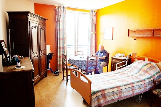 EHPAD L'Esprit de Famille - Photo 2 sur 5 - Intérieur et espaces communs