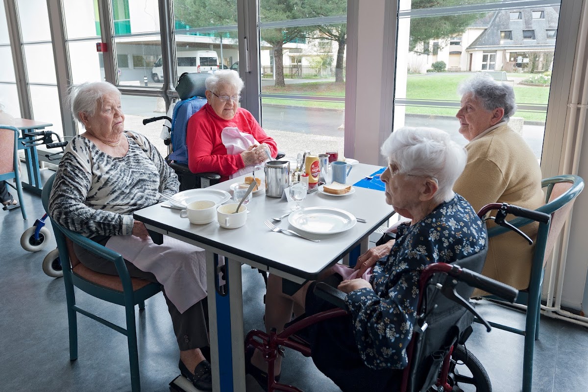 EHPAD L'Hôpital Saint-Nicolas - Photo 3 sur 4 - Chambres et hébergement