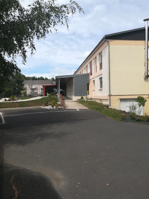 EHPAD de Sornac - Photo 2 sur 3 - Intérieur et espaces communs