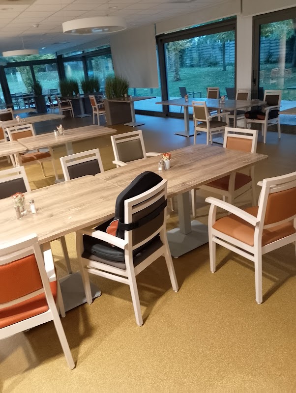 EHPAD du Centre hospitalier intercommunal de Montdidier - Photo 5 sur 5 - Environnement et extérieurs