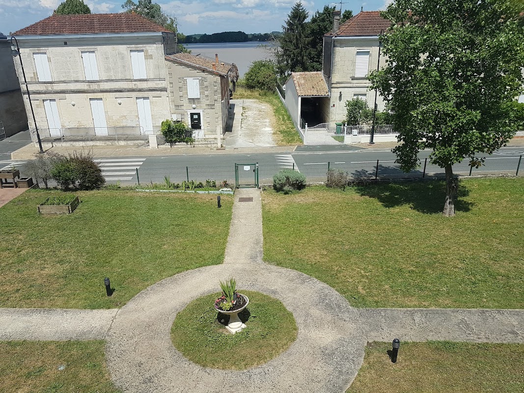 EHPAD public Fondation Escarraguel