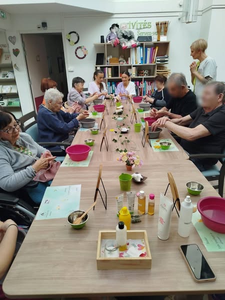 Résidence de l'Âge d'Or - Photo 2 sur 5 - Intérieur et espaces communs