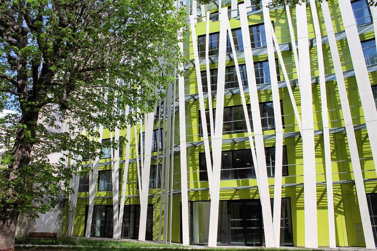 Photo de EHPAD Les Parentèles de la rue Blanche, EHPAD à PARIS