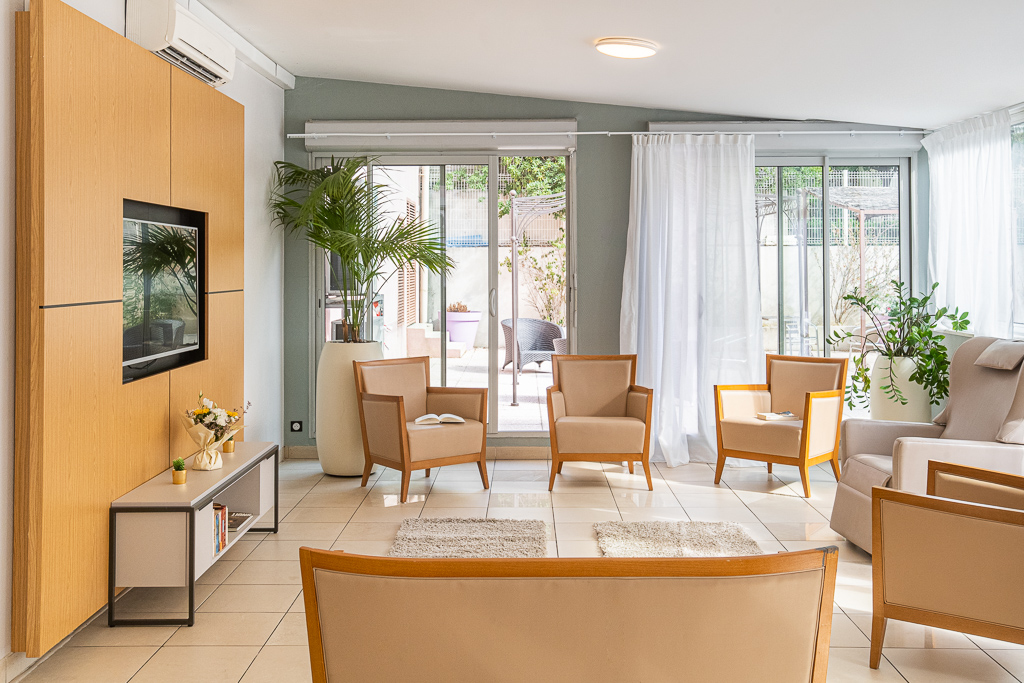 EHPAD Korian Les Parents - Photo 4 sur 5 - Espaces de vie