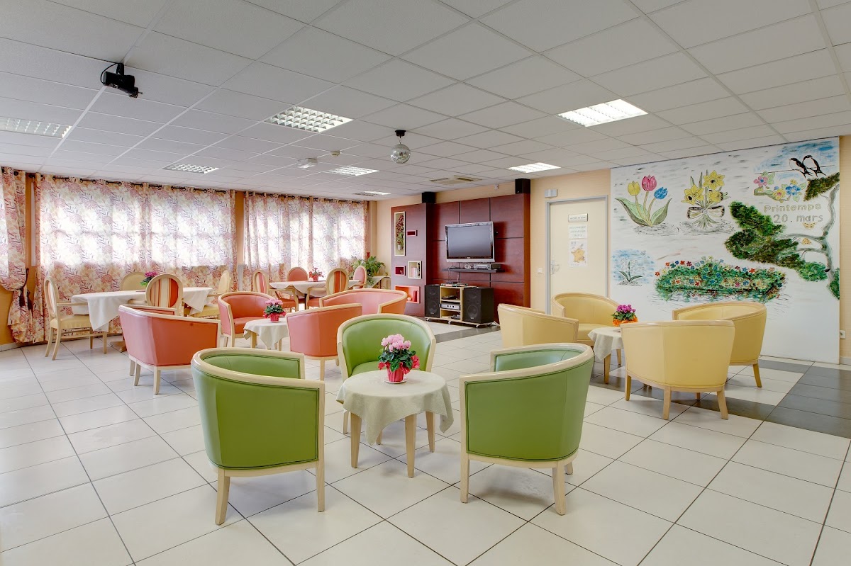 EHPAD Résidence La Pierre Bleue - Photo 3 sur 5 - Chambres et hébergement