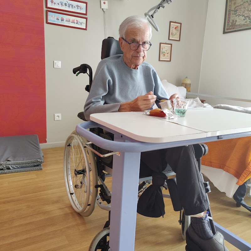 EHPAD Résidence Les Bruyères - Photo 3 sur 4 - Chambres et hébergement