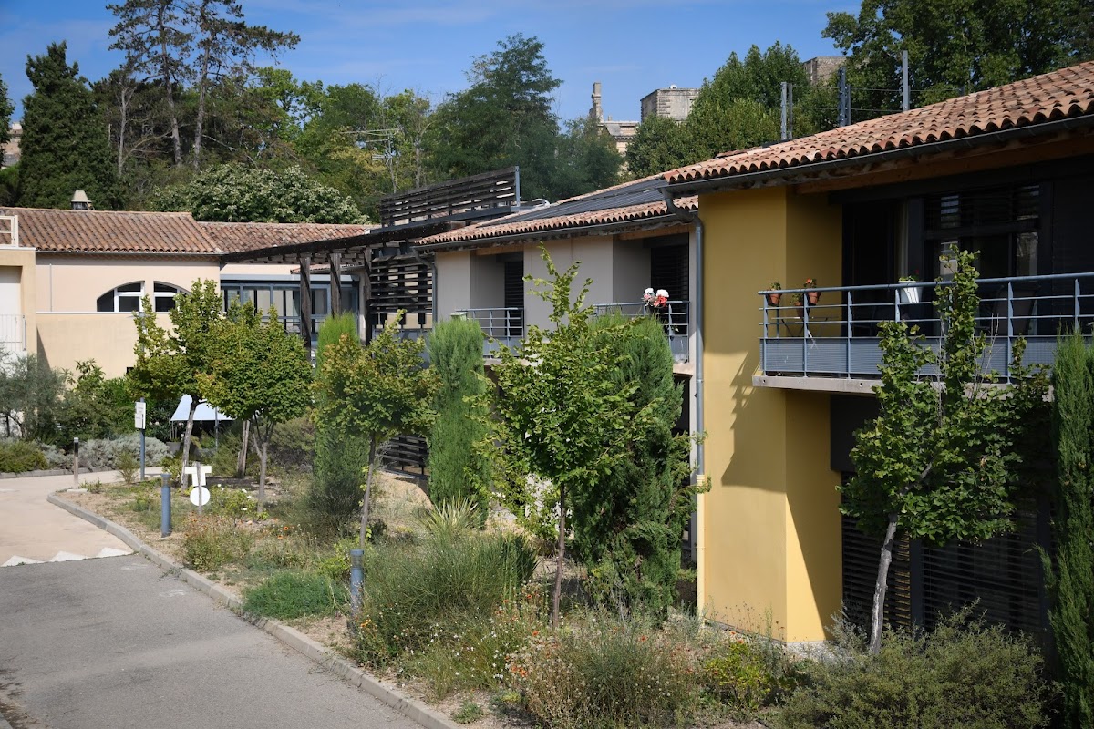 EHPAD Notre-Dame de la Ferrage la Tour d'Aigues - Photo 2 sur 5 - Intérieur et espaces communs