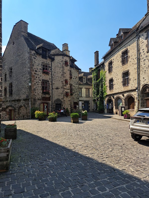 EHPAD de Saint-Sever - Photo 2 sur 4 - Intérieur et espaces communs