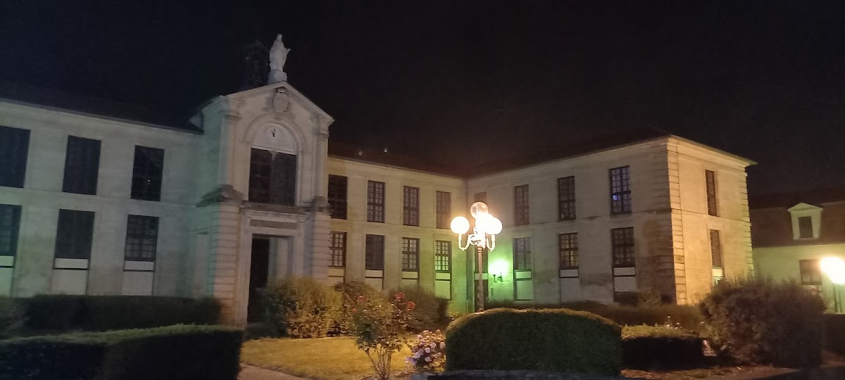 Fondation Condé-Centre gériatrique - Photo 5 sur 5 - Environnement et extérieurs