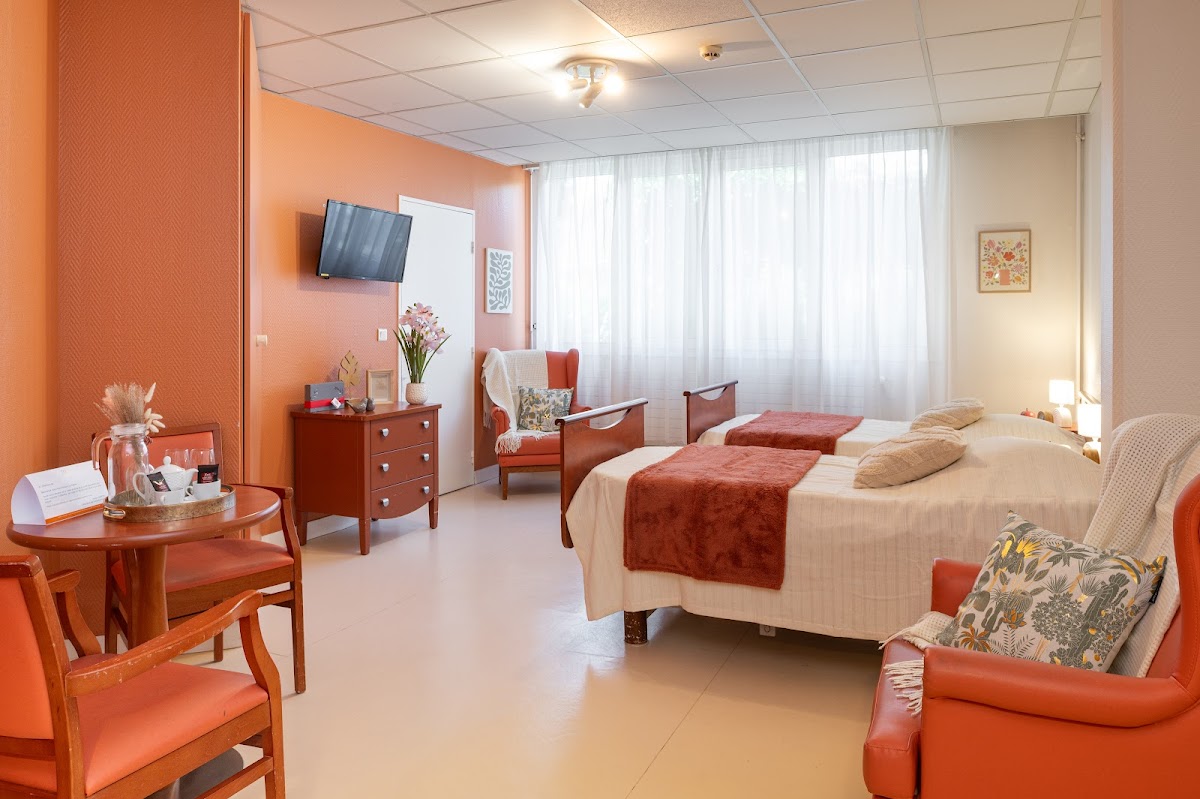 EHPAD Korian Le Tulipier - Photo 2 sur 5 - Intérieur et espaces communs