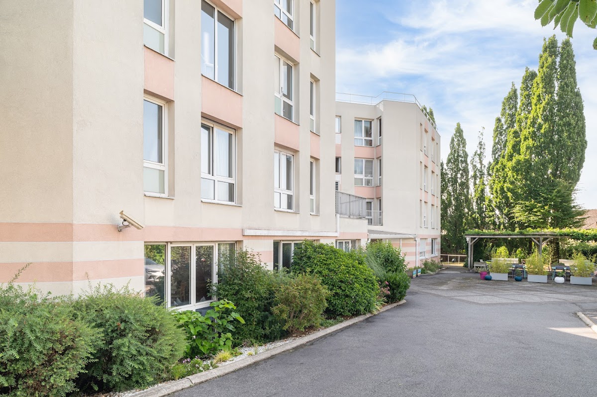 Photo de EHPAD Korian Le Tulipier, EHPAD à ROSNY SOUS BOIS