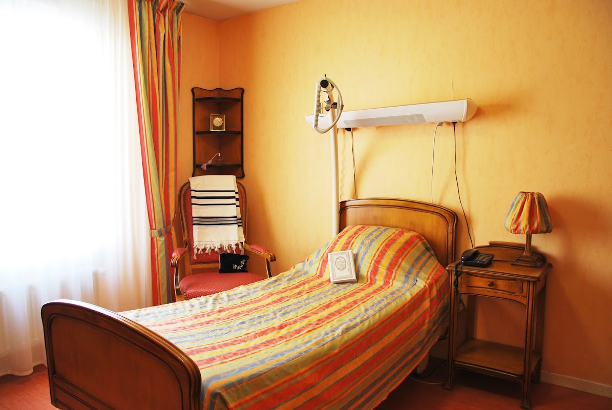 EHPAD Beth Seva - Photo 2 sur 5 - Intérieur et espaces communs