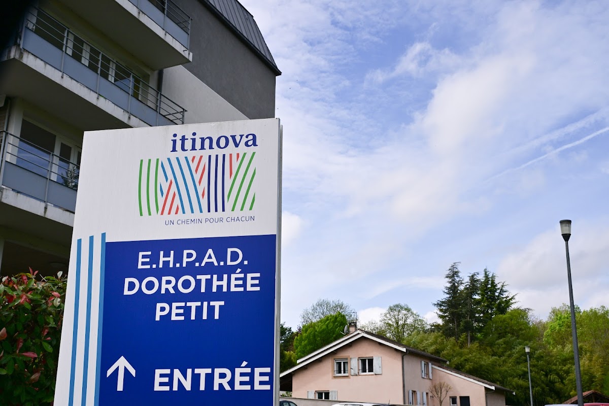 EHPAD Dorothée-Petit - Photo 5 sur 5 - Environnement et extérieurs