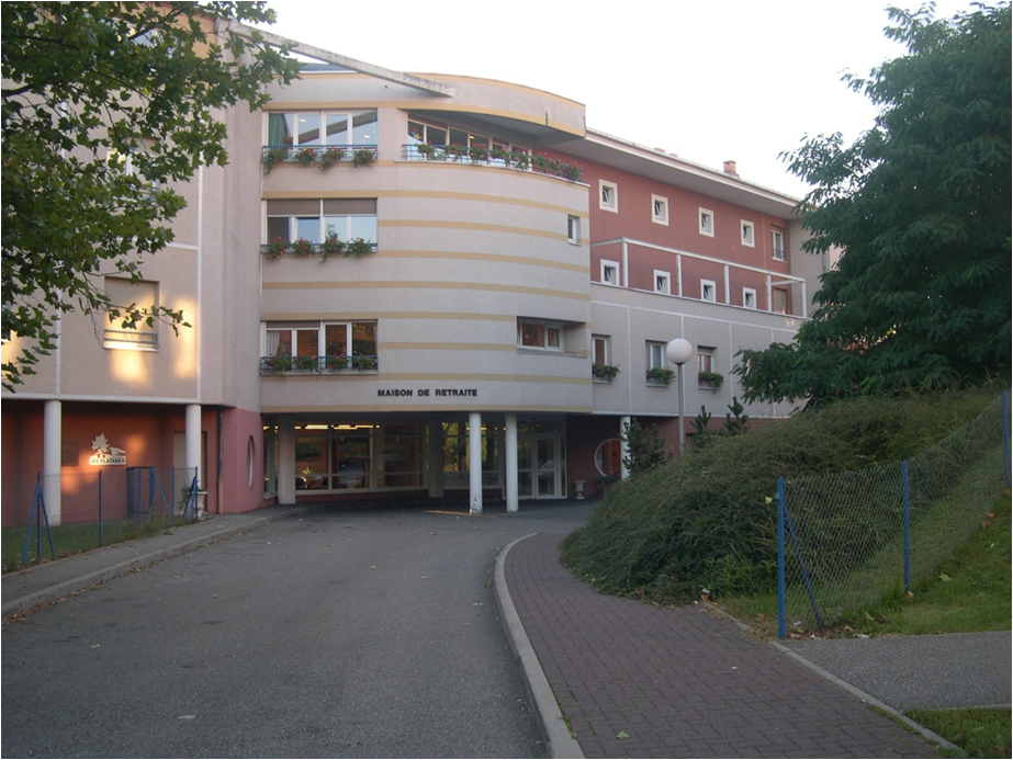 EHPAD Les Platanes - Photo 2 sur 5 - Intérieur et espaces communs