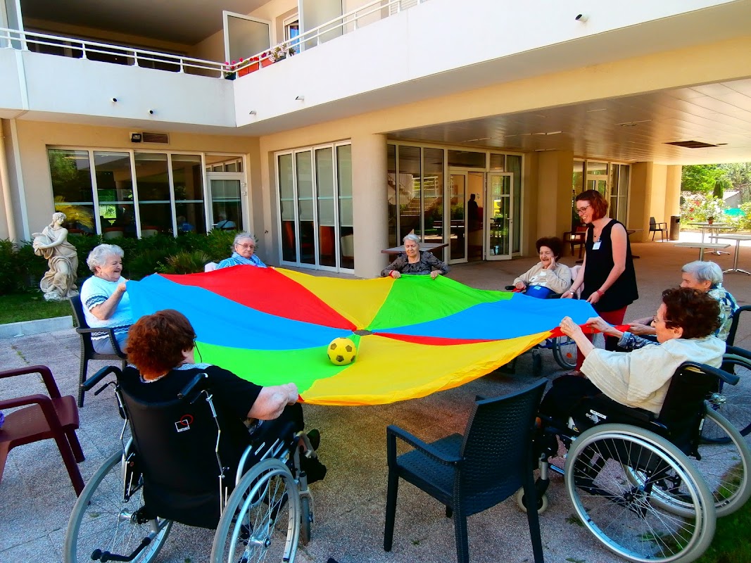 Photo de EHPAD Les Jardins d'Athéna, EHPAD à LA BOUILLADISSE
